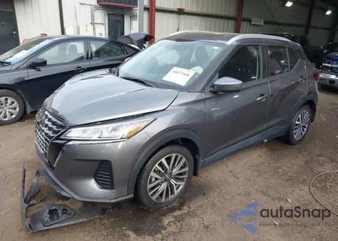 2023 Nissan Kicks Sv Xtronic Cvt z USA, uszkodzony, nr VIN 3N1CP5CV3PL494674
